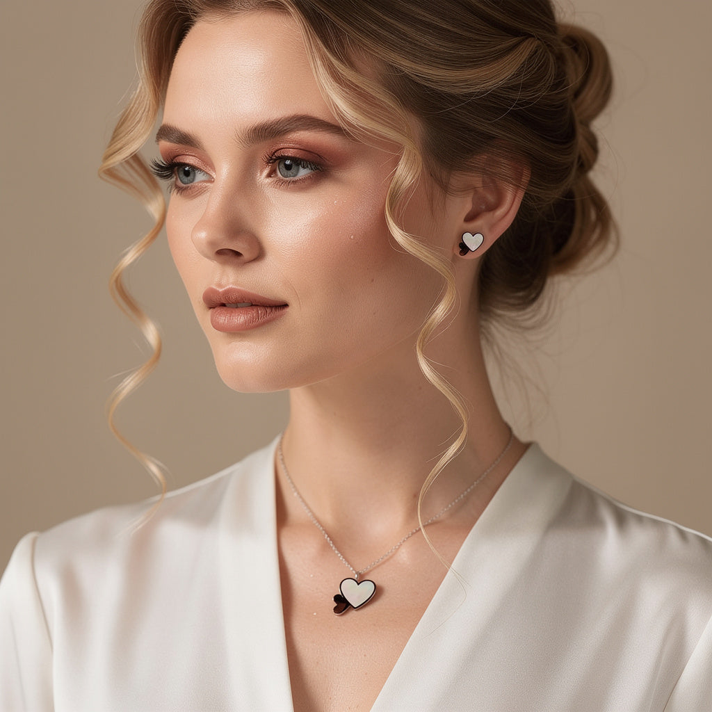 Set „Inimi Elegante" | Colier si cercei | Otel medical 316L | Finisaj argintiu